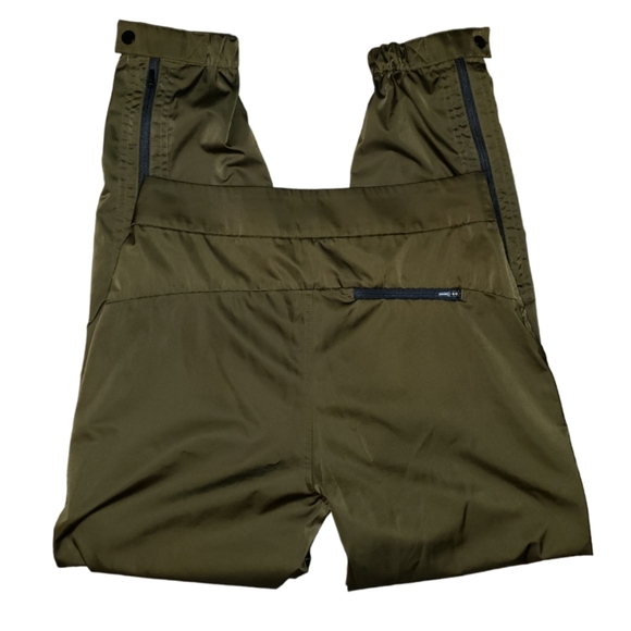 Athleta Radiant Olive Green Jogger - Picture 3 of 9